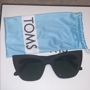 TOMS Sunglasses